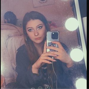 Meet your Posher, Grayson